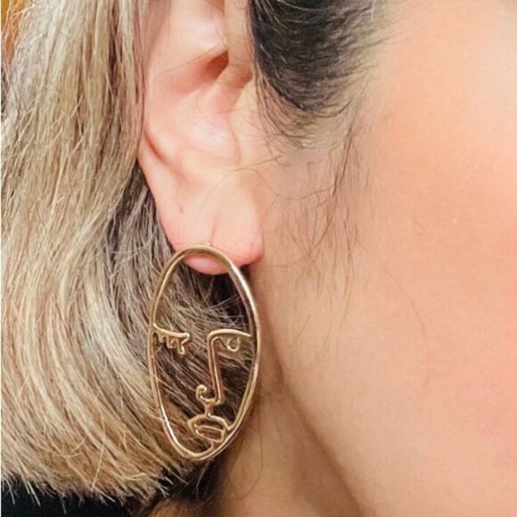 5 for $25 PICASSO STYLE STUDS - Picture 2 of 4